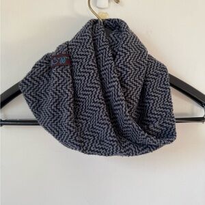 Chevron Patterned Infinity Scarf